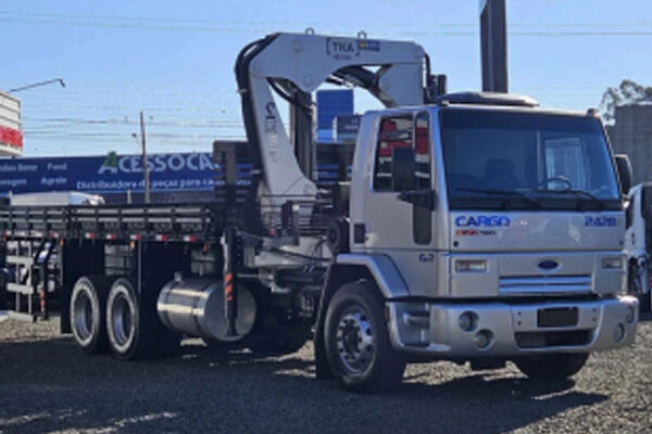 Caminhão Ford Cargo 2429 L